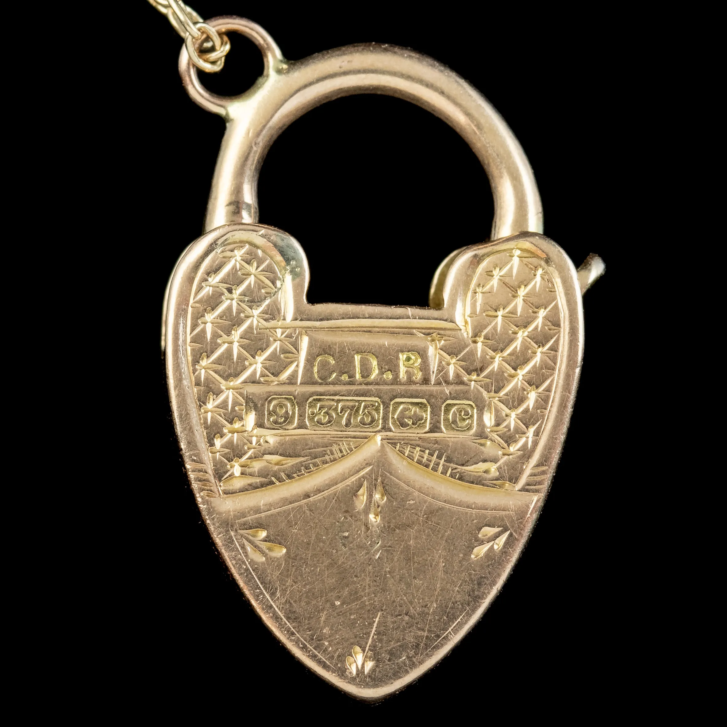 Antique Edwardian Curb Bracelet 9ct Gold With Padlock Dated 1902