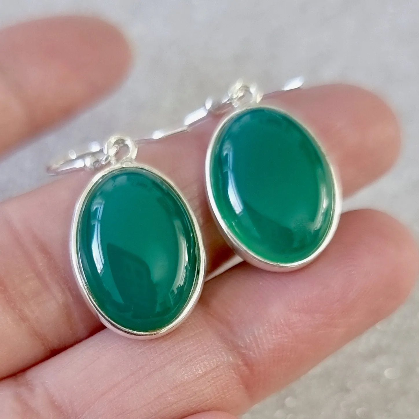 Green Onyx Oval 18mm x 13mm Bezel 925 Silver Earrings, GOE1